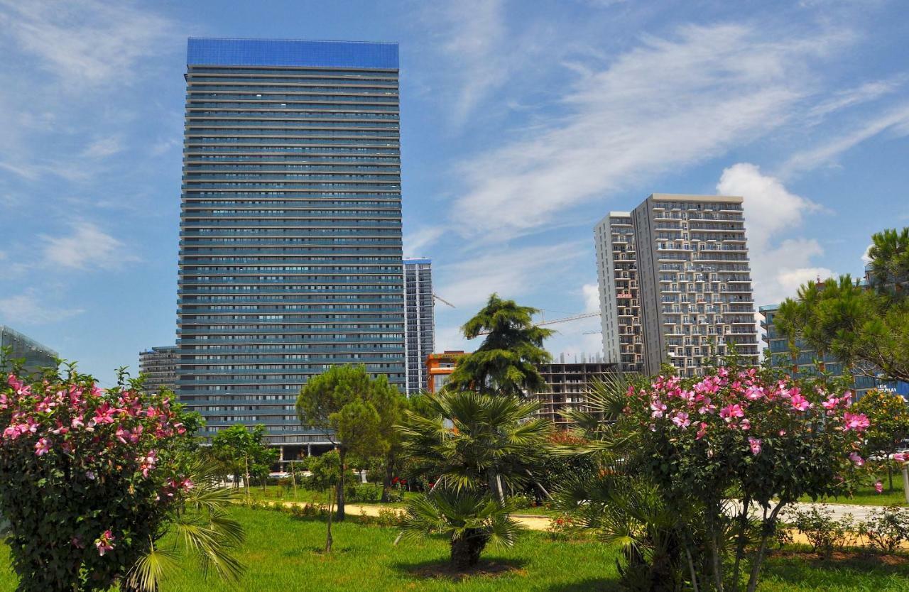 Orbi Beach Tower Batoumi Extérieur photo